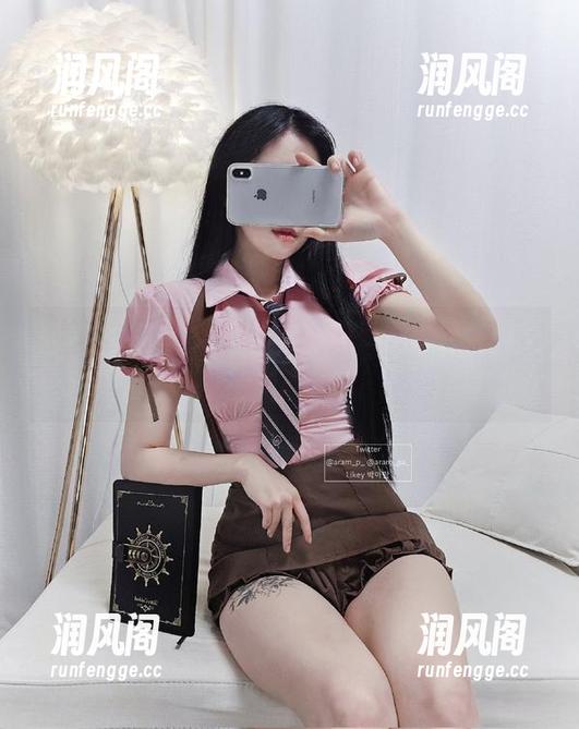 引人注目的泳衣图库，Aram(아람)来了，参与选秀
