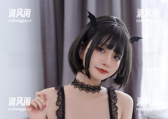 Azami 当Azami遇到HoshinoAi,这组照片到底讲了什么?