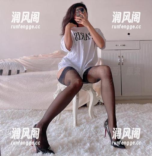 Jessie婕西 微密圈 - 带着套装的Jessie婕西:原来无圣光是另有一番风味?