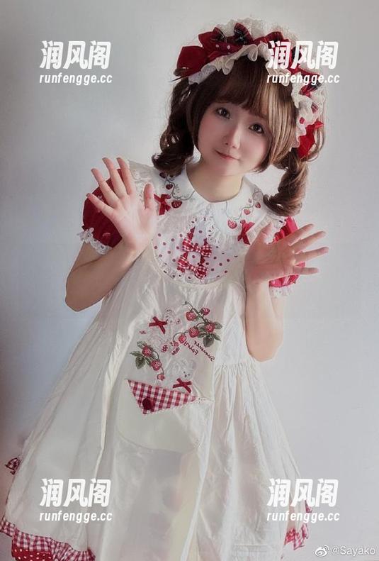 Sayako＿今年4岁，你这美图套路真多，出一张原神胡桃我都得分享十次！