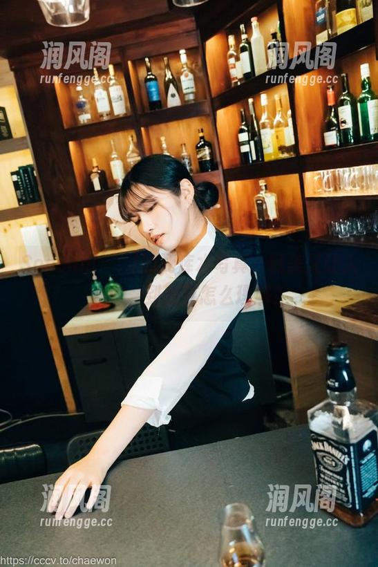 Sonson(손손)的死库水写真，既美又让人心虚，到底要怎么理解？