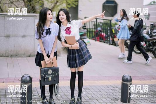 YouMi尤蜜荟 - 写真集，一点点无意间的逗趣，筱慧icon的女友们在分享
