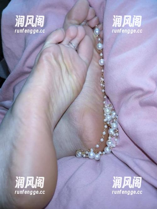 YuYu超甜丫 微密圈 - YuYu超甜丫甜心:她在线的原图值得你骄傲地撇开眼。