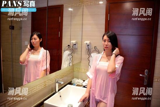 pans-咖喱 pans - 咖喱大冒险:丝袜在照片中的迷离旅程