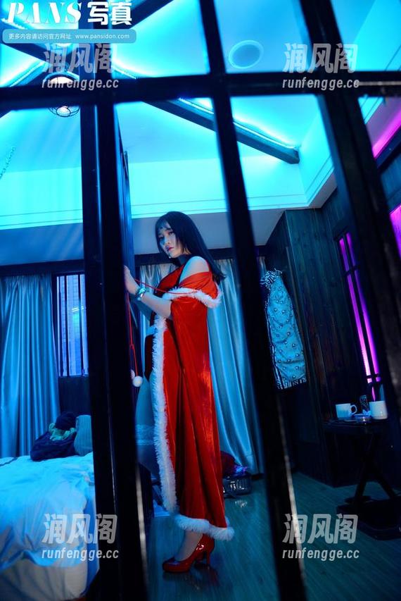 pans-妮妮 pans - 霸气的妮妮:这套女王写真图集有没有让你感到些许压力?