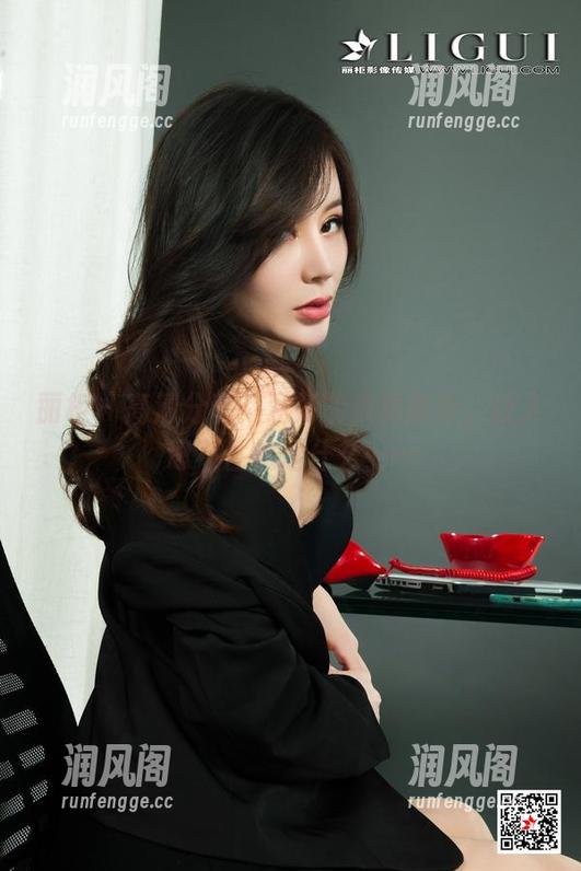 丽柜-涵如 丽柜 - 高清分享:涵如的寂寞舞步,让人忍不住想起什么……