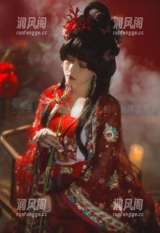 凛子酱 当凛子酱遇上天台,壁纸上的小女神也开始在线发呆了