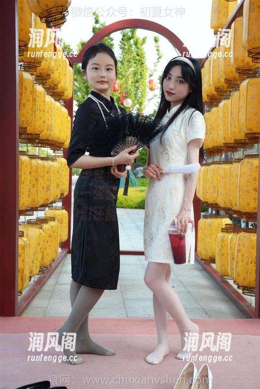 初夏女神-柒柒 初夏女神 - 那些照片,柒柒恰到好处的天生丽质,每一张都像是某种美丽的诅咒,咱们还能继续看下去!