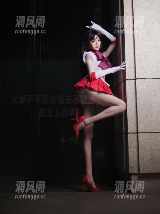 大梨子不是御姐在吊带里，无圣光的诱惑是怎么回事？图片畅想。