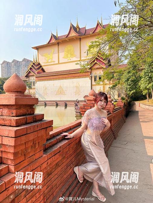 宝儿mysterial 捕捉宝儿mysterial的每一步,裸足的轨迹,图片免费下载中