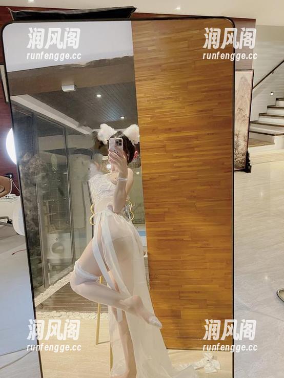 微密圈 - 小玉吃果冻的黑色睡衣图集更新，一觉睡到天亮的魔法？