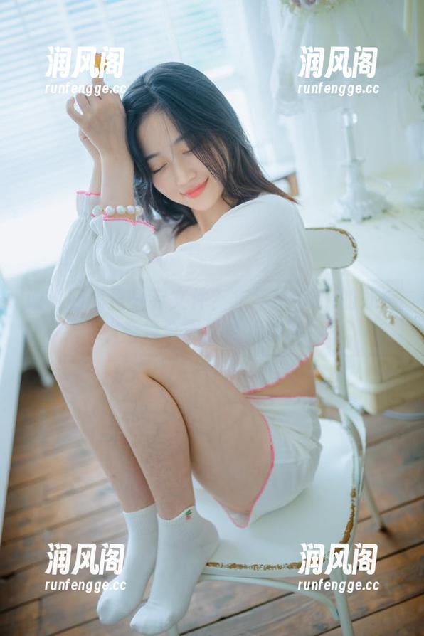 谁说网盘里只有文件？年年Nnian的死库水合集今天又让我嗨翻！