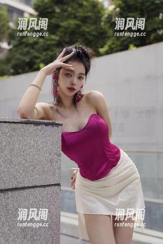 徐珺大哥 微密圈 - “性感才是必杀技”!徐珺大哥无圣光合集里的各种姿态