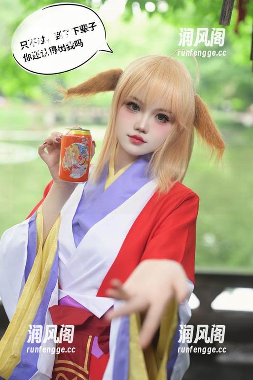 隐藏的厨艺与写真魅力——戚顾儿的壁纸让你不断念叨“再来一份！”