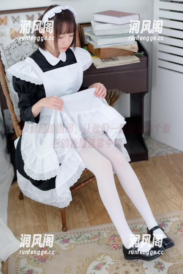 森萝财团 森萝财团的图册,让我们一起进入这个粉色的校服迷雾中吧。