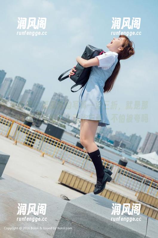 波萝社-夏美酱 波萝社 - 夏美酱的写真一波三折,就是那COS的八重樱让人流连忘返,不怕被夸吗?