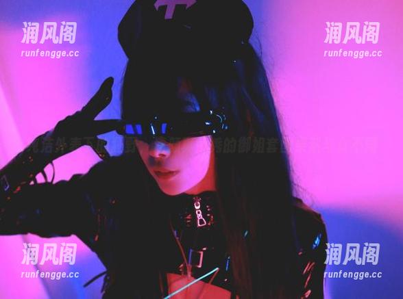 纯洁外表下的狂野，清颜真德秀的御姐套图果然与众不同