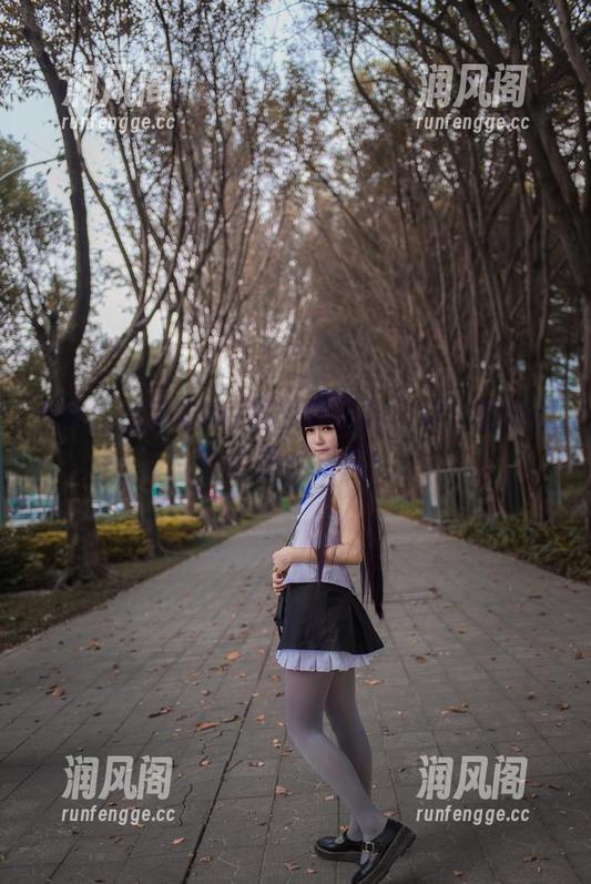 来吧，白金Saki的免费写真，让你的眼球开启黑丝模式！