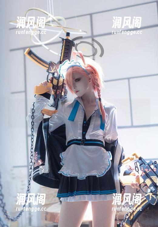 百合欧皇子 从哪里开始欣赏百合欧皇子的全套写真?佩拉让我有些迷失了啊。