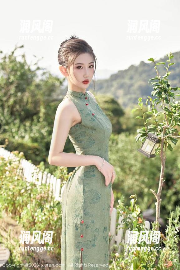 秀人网-Elise谭晓彤 秀人网 - 美图alert!Elise谭晓彤办公室的私藏照片竟然是......