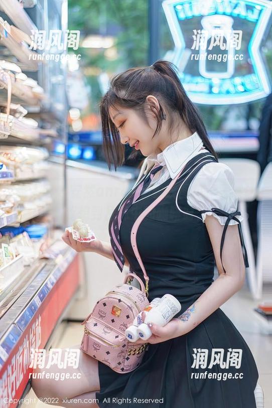 秀人网-安然anran 秀人网 - 安然anran的豹纹图包,竟然让我想到丛林中的咖啡时光