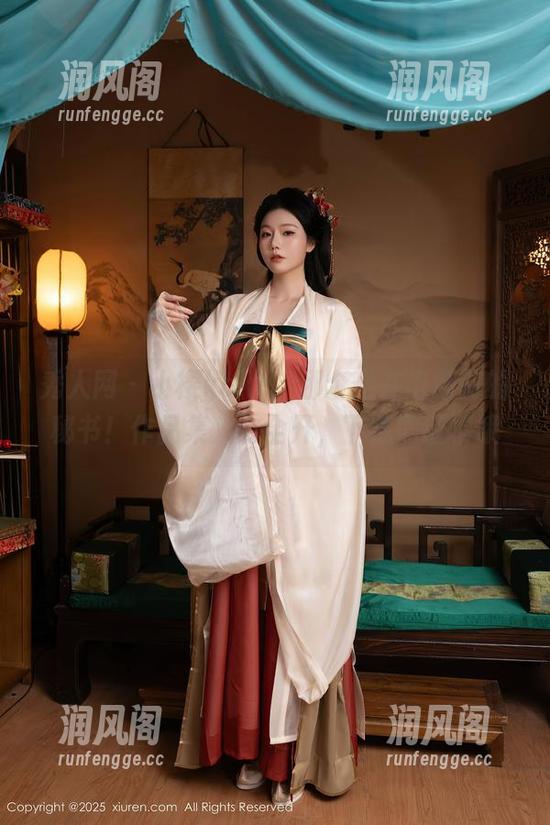 秀人网-小樱koko 秀人网 - 小樱koko,那个坐在电脑前的秘书!作品集火力全开,下载需谨慎哦