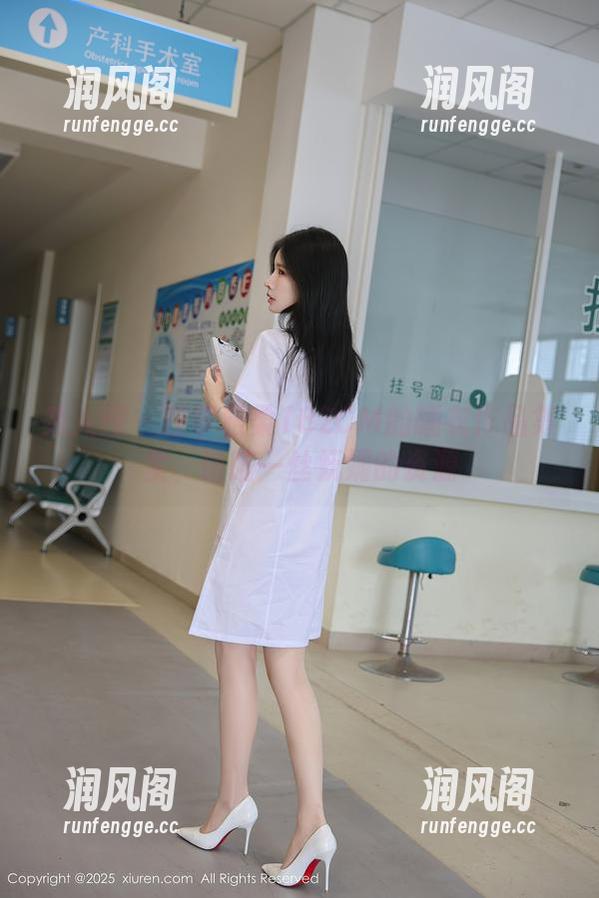 秀人网-李雅柔182CM 秀人网 - 在李雅柔182CM的睡衣作品集里,偷瞄一丝妩媚的资源