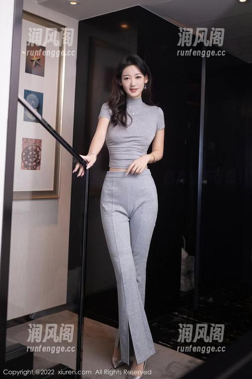 秀人网-蛋蛋宝 秀人网 - 眼镜里的蛋蛋宝,图库里不可思议的姿态