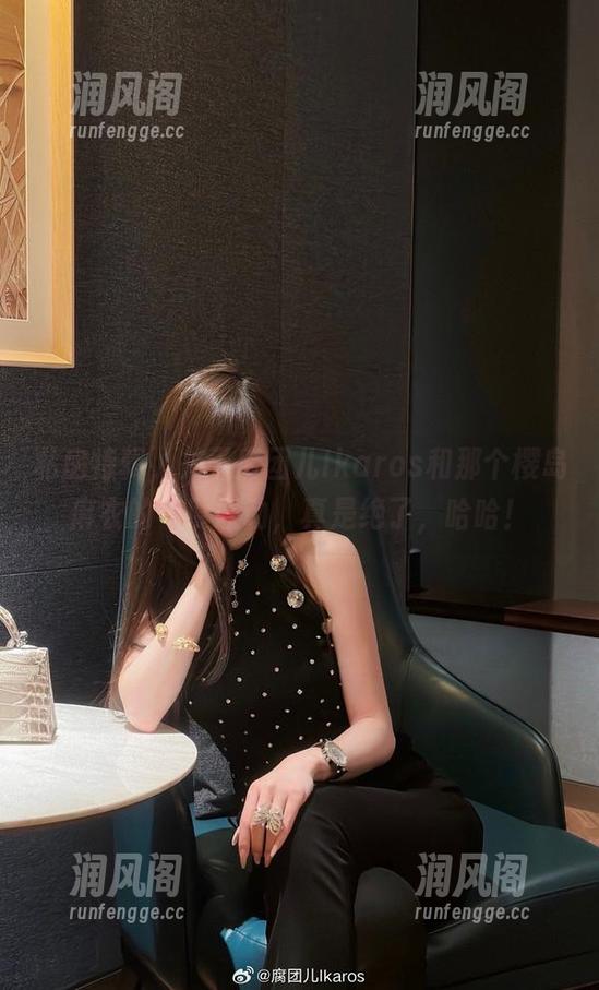 私房特辑，关于腐团儿Ikaros和那个樱岛麻衣的年度联动，真是绝了，哈哈！