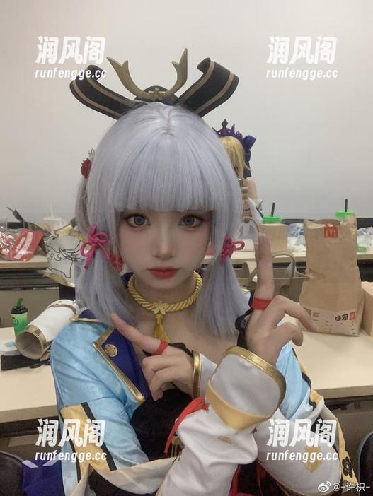 许枳的柴郡作品，恰如其分的洒脱，值得一看再看