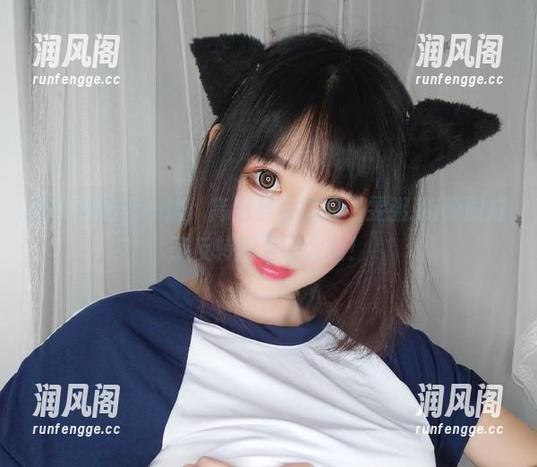 雯粥粥i 把色彩扔到一边,高清黑白图册,雯粥粥i顿时成了反转剧里的大咖!