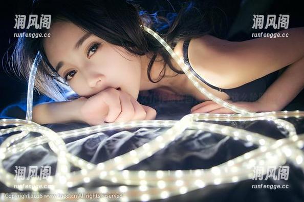 青豆客 - 谁能想到，刘钰儿的女仆作品在图库里竟然这么抢眼呢？